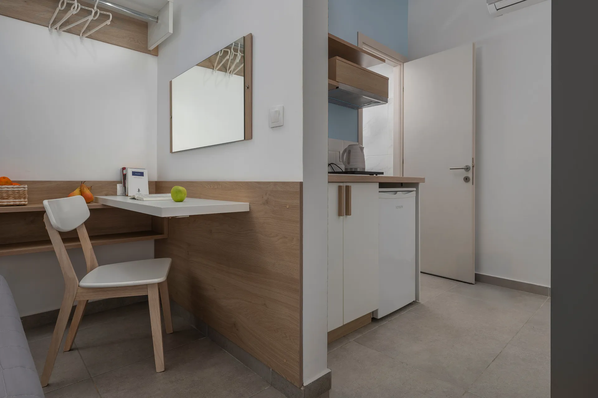 Tiara Holidays - Cavo Blue Coastal Living - Double room - kitchen